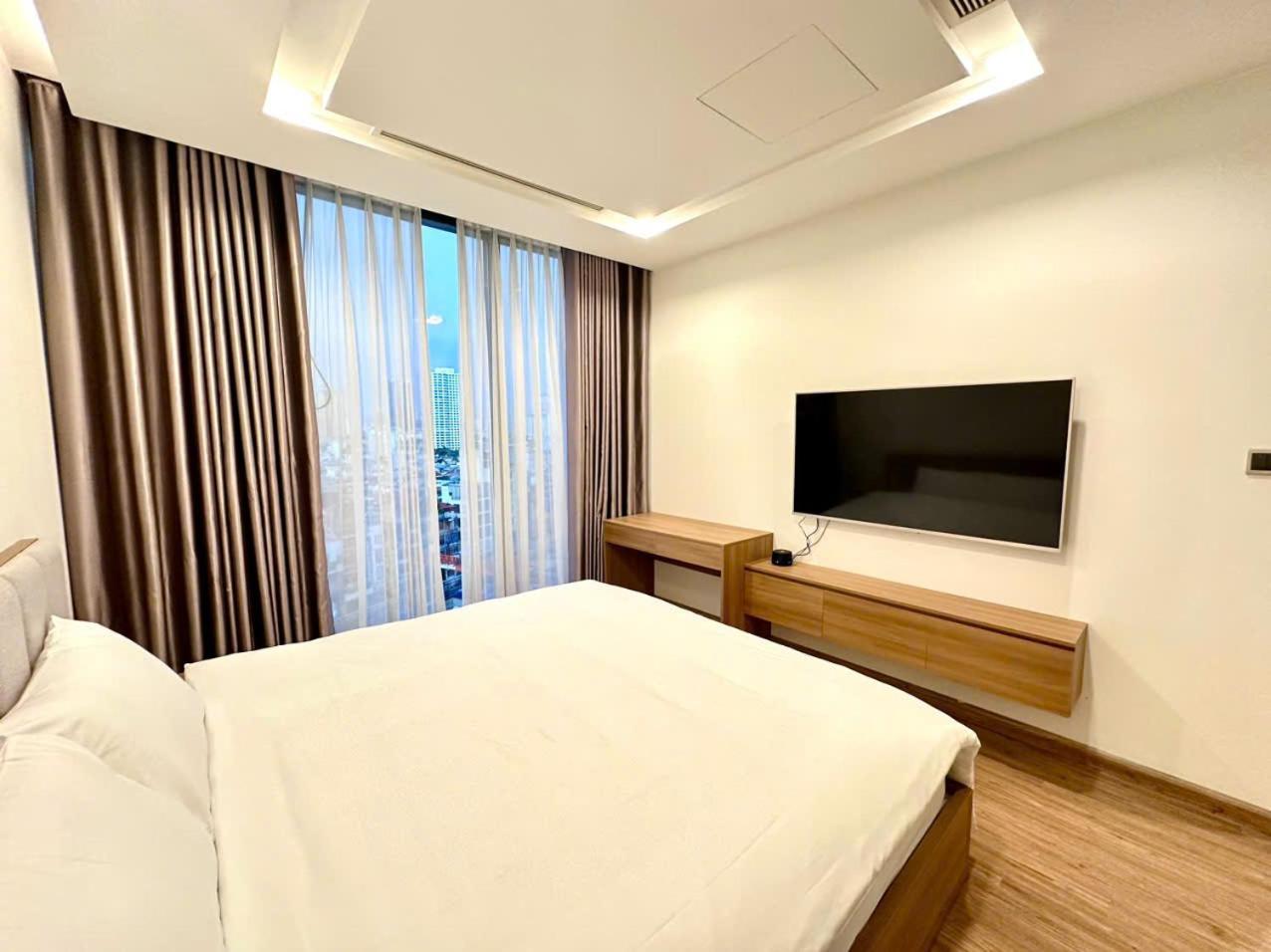 Luxury Apartment In Vinhomes Metropolis Hanoi Exterior foto